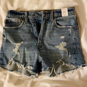 ABERCROMBIE High Rise Mom Short